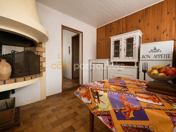 Vente
                Maison85,66 m² - 4 Pièces -
                    L AIGUILLON LA PRESQU ILE (85460)