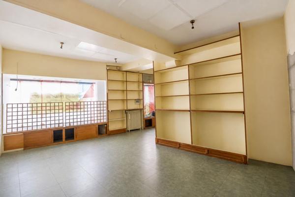 Immeuble Nevers 4 appartements + un local commercial, hyper centre de Nevers, 2h30 PARIS