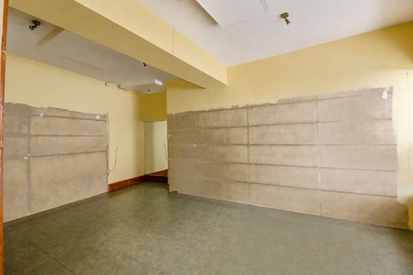 Immeuble Nevers 4 appartements + un local commercial, hyper centre de Nevers, 2h30 PARIS