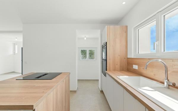 Appartement à vendre    4 pièces • 89 m2 Sanary-sur-Mer