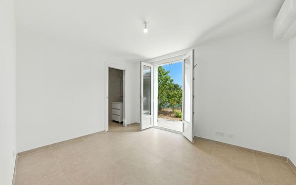 Appartement à vendre    4 pièces • 89 m2 Sanary-sur-Mer