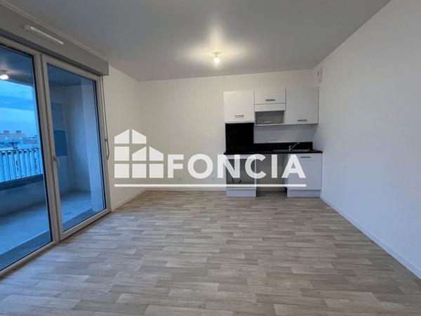 Location Appartement 2 pièces 42.13 m² - RUE PIERRE MENDES FRANCE Colombelles 14460