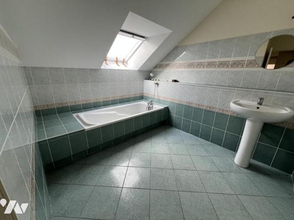 Maison Saint Jouan de L'isle