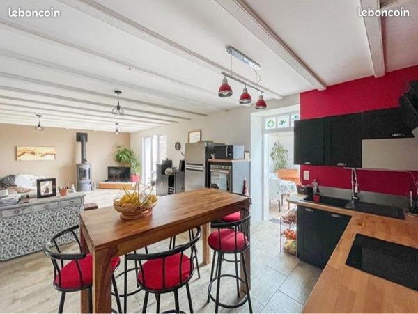 Maison à vendre |  Thairé |  7 pièces | 125 m²