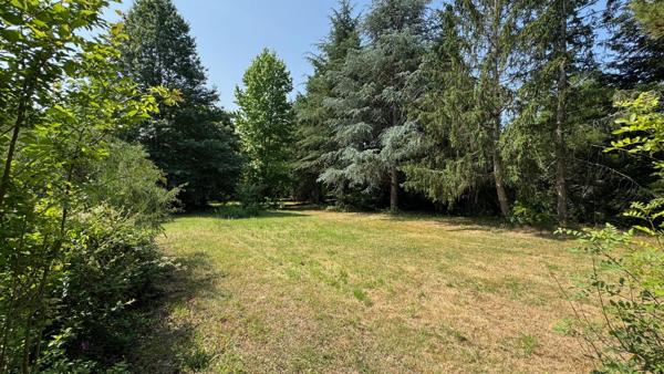 Terrain 2700 m2
