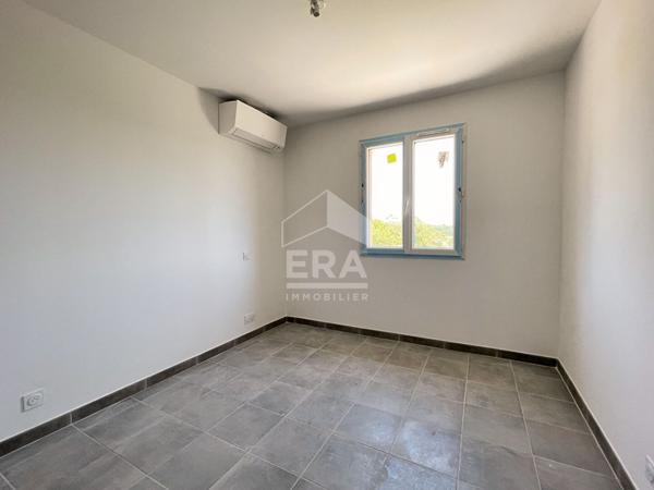 Villa mitoyenne neuve à louer à Volx