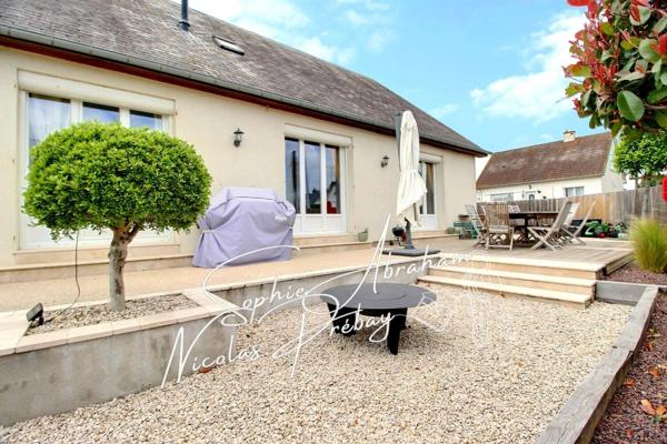 Maison individuelle sur sous-sol de 7 pièces, 5 chambres avec jardin clos