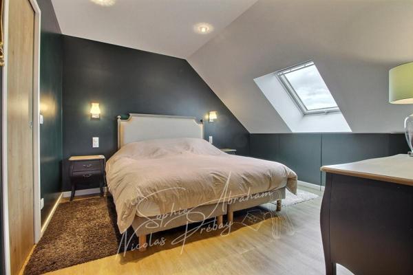 Maison individuelle sur sous-sol de 7 pièces, 5 chambres avec jardin clos
