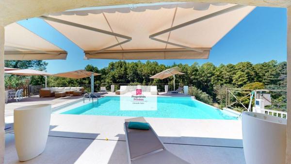 Villa Montauroux 5 pièce(s) 140 m2, terrain dominant 3080m2, Piscine, domotique intégrale