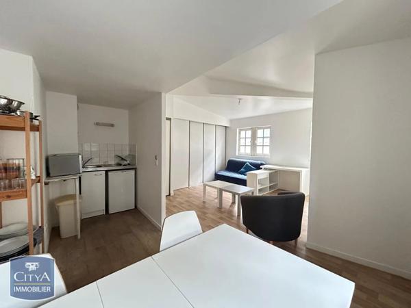 Appartement à louer 1 pièce 34.42m²