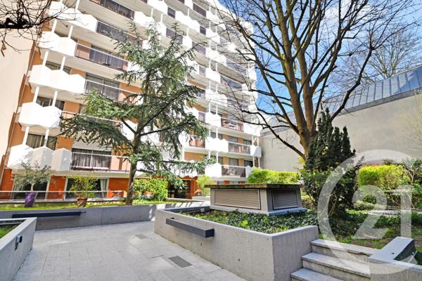 Appartement F2 à vendre  2 pièces - 47 m2 PARIS - 75020
