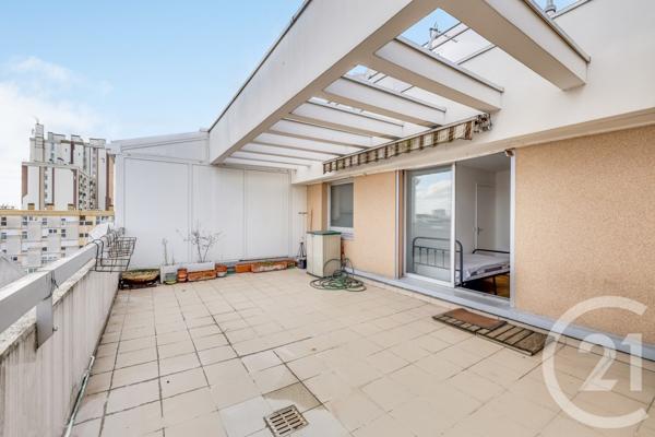 Appartement F2 à vendre  2 pièces - 47 m2 PARIS - 75020