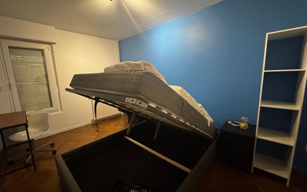 Appartement à louer    4 pièces •  Reims