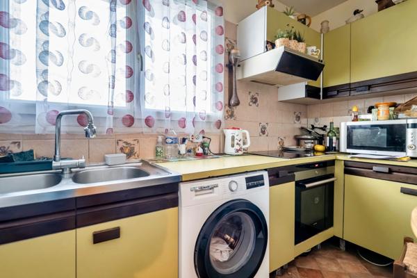 Appartement à vendre 4 pièces PARIS 20EME ARRONDISSEMENT (75) - à rénover