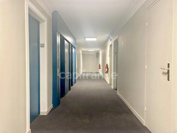 Appartement à vendre 4 pièces PARIS 20EME ARRONDISSEMENT (75) - à rénover