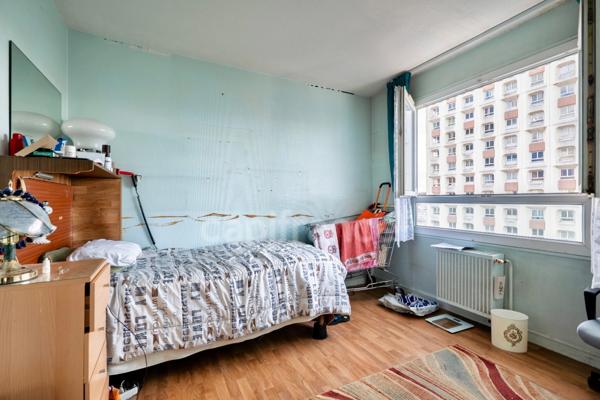 Appartement à vendre 4 pièces PARIS 20EME ARRONDISSEMENT (75) - à rénover