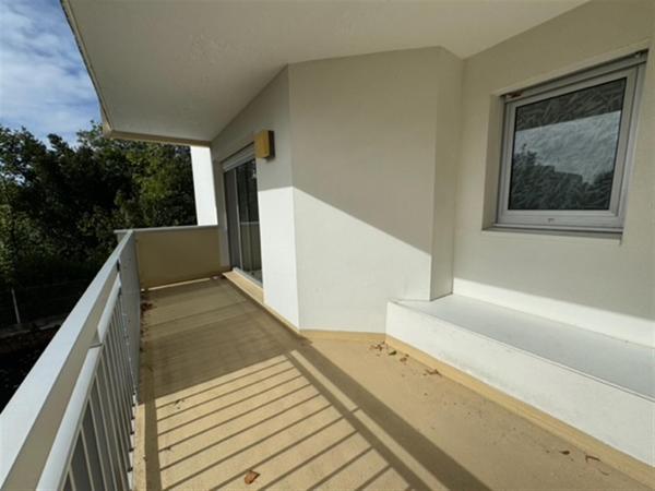 Studio proche marché central de Royan