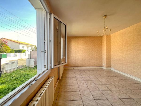 17200 ROYAN ROYAN