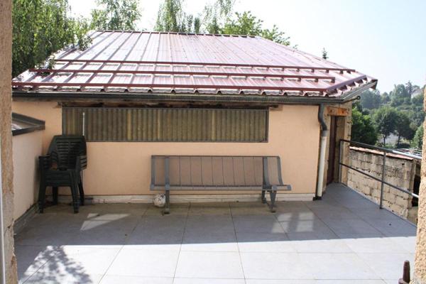 Maison Langogne  avec local commercial