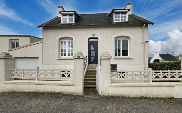 Maison à vendre    4 pièces •  Landivisiau