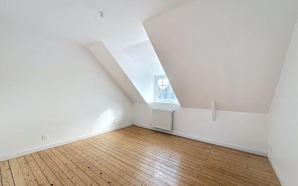 Maison à vendre    4 pièces •  Landivisiau