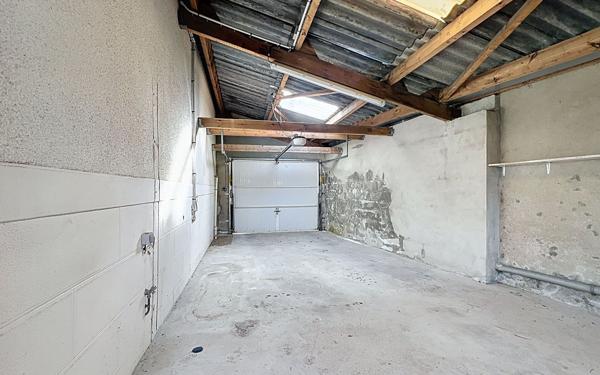 Maison à vendre    4 pièces •  Landivisiau