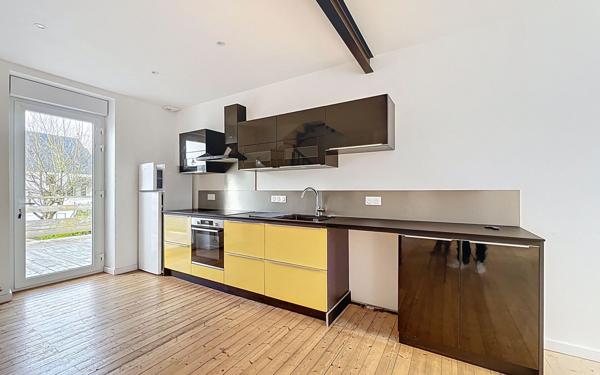 Maison à vendre    4 pièces •  Landivisiau