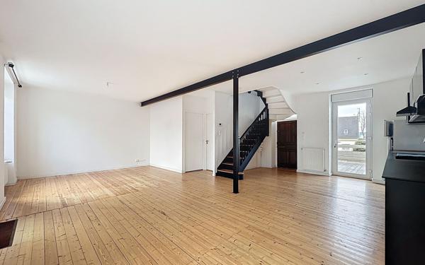 Maison à vendre    4 pièces •  Landivisiau
