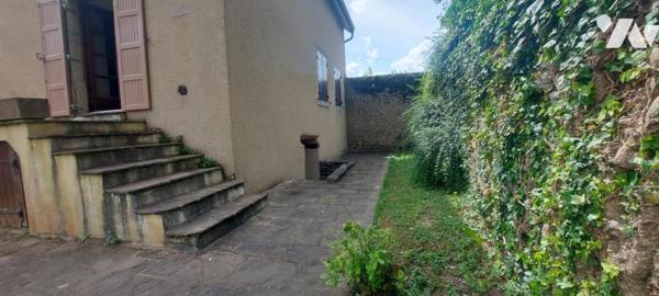 BUTHIERS MAISON DE VILLAGES