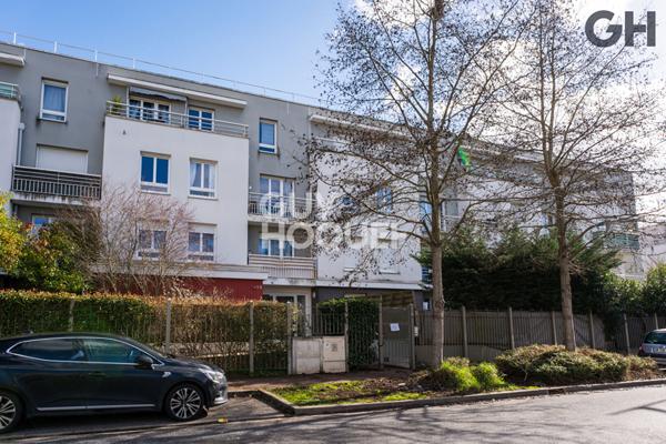 APPARTEMENT DE 3 PIÈCES (52m²) À CORBEIL-ESSONNES