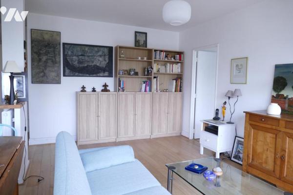 Vente bel  Appartement 2 Pièces en étage élevé   à Paris 15e Arrondissement
