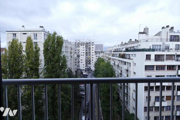 Vente bel  Appartement 2 Pièces en étage élevé   à Paris 15e Arrondissement