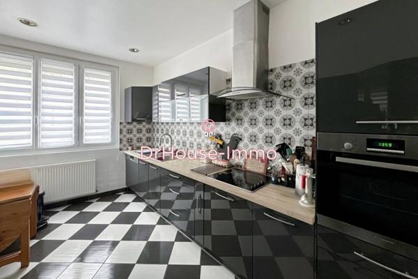 Maison à vendre 4 pièces de 137 m²