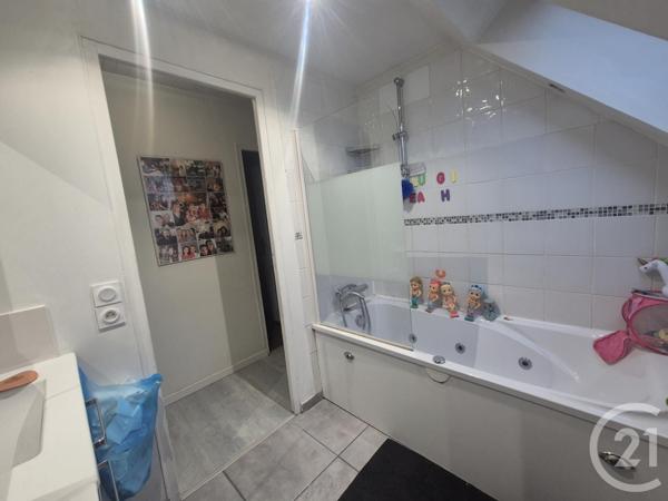 Maison à vendre  7 pièces - 71,70 m2 VILLERS COTTERETS - 02