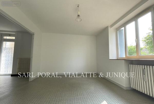 Appartement à louer à Saint-Jean-le-Vieux dans l'Ain (01640), ref : 01031-L672