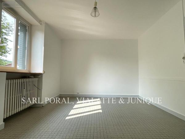 Appartement à louer à Saint-Jean-le-Vieux dans l'Ain (01640), ref : 01031-L672
