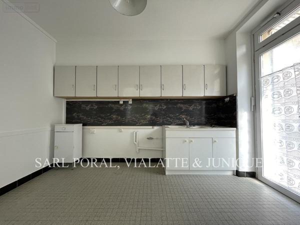 Appartement à louer à Saint-Jean-le-Vieux dans l'Ain (01640), ref : 01031-L672