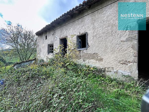 Corps de ferme à rénover sur un terrain de 1488 m² - A CHATELNEUF - à 10 minutes de MONTBRISON