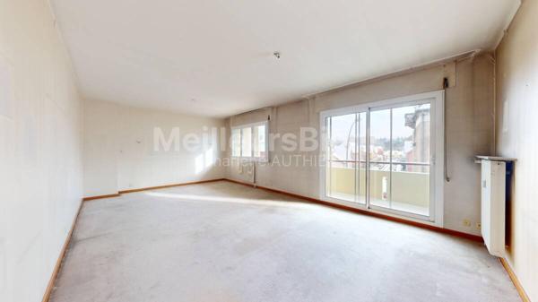 A saisir absolument ! T5 - 95 m2 - Quartier BRASSE - BELFORT