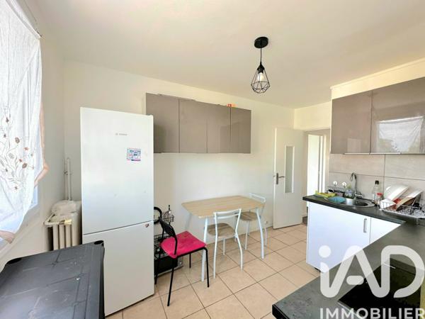 Appartement à vendre 3 pièces 58 m² Saint-Cyr-l'École