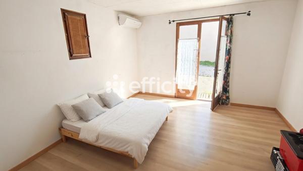 Maison
         6 pièces
        - 172 m² Exclusivité 431 600 € *