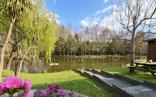 Maison à vendre    9 pièces •  Castelnau-de-Médoc