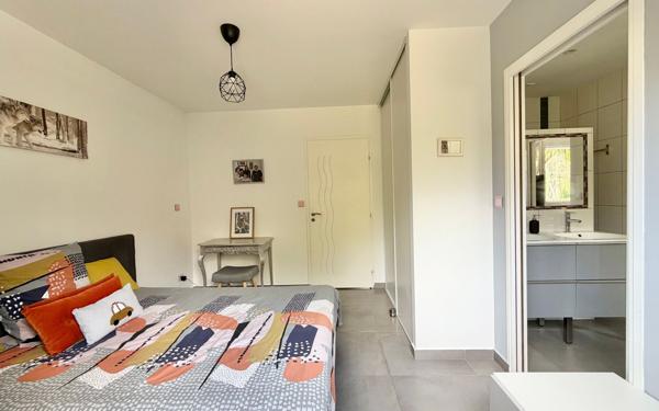 Maison à vendre    9 pièces •  Castelnau-de-Médoc