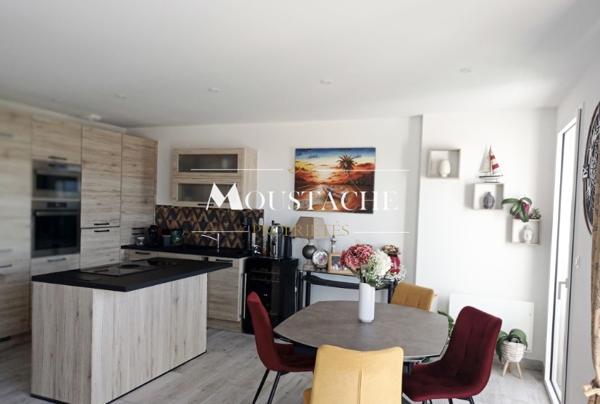 APPARTEMENT HAUT DE GAMME - AU DERNIER ÉTAGE & VUE DÉGAGÉE -