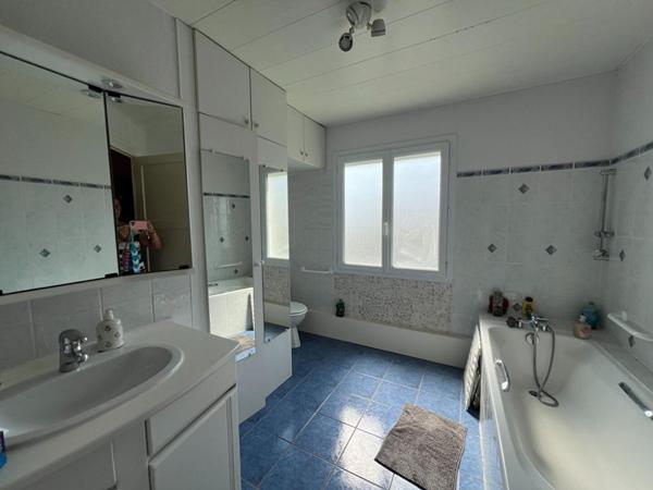 Maison Saint Maixent L Ecole 4 pièce(s) 84 m2