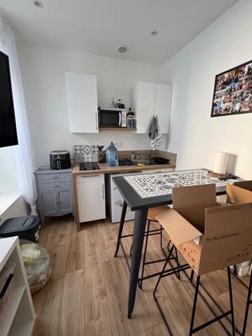 PROCHE FAC STUDIO MEUBLE CHARGES COMPRISES , Brest