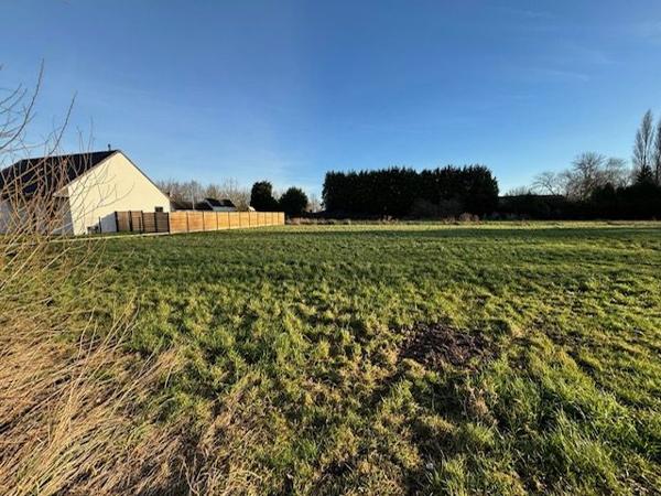 Terrain 1212 m²