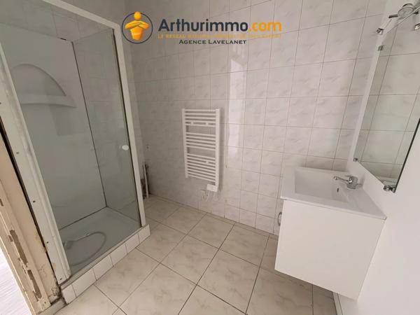 Location                                                      Appartement
                        
                     3 pièces                      68 m2                     à Lavelanet