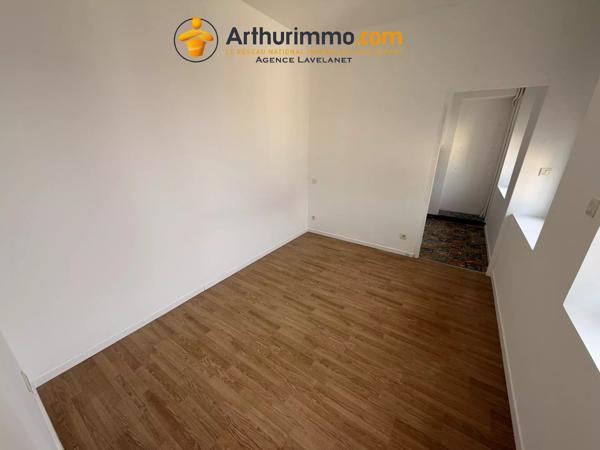 Location                                                      Appartement
                        
                     3 pièces                      68 m2                     à Lavelanet