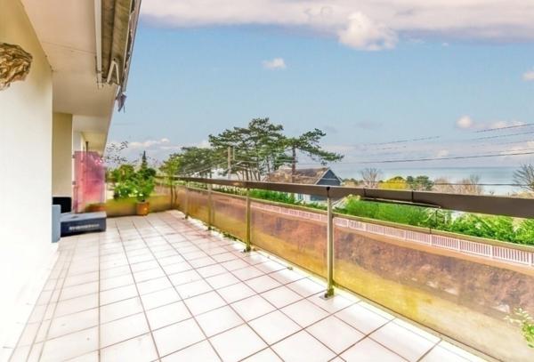 Appartement à vendre 3 pièces, 2 chambres avec terrasse face à la mer -TROUVILLE SUR MER (14) - 223 400 € honoraires d'agence inclus